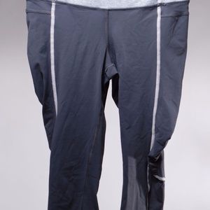 Lululemon Gray White Nylon Yoga Workout pants SZ6